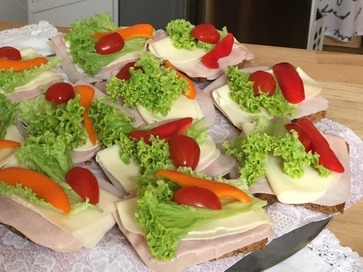 Obložené chlebíčky so zeleninkou